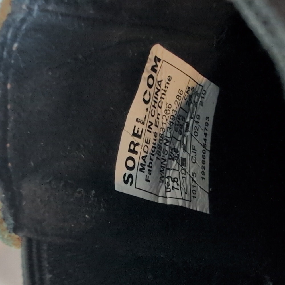 Sorel boots - Picture 6 of 7